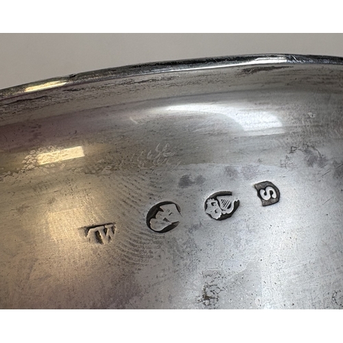 48 - DUBLIN: An 18th Century Irish silver bowl. 1790. By Mathew West. Approx. 212 grams. Est. £500 - £800... 