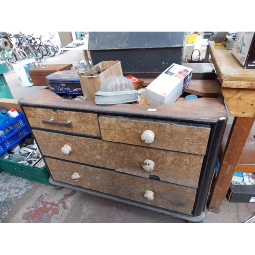 121 - A CHEST OF DRAWERS CONTAINING VINTAGE BRASS BLOW LAMPS, BOSCH PHG 520 HEAT GUN, CAR BATTERY CHARGER,... 