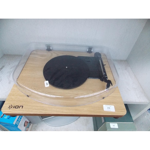 179 - AN ION USB TURNTABLE