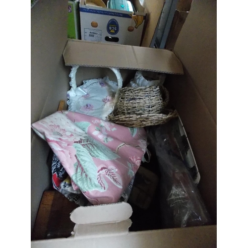 246 - A BOX CONTAINING CURTAINS, TINS, WICKER ITEMS, SEWING MEMORABILIA, PLASTIC SEAT, THREE BOXED HATS ET... 