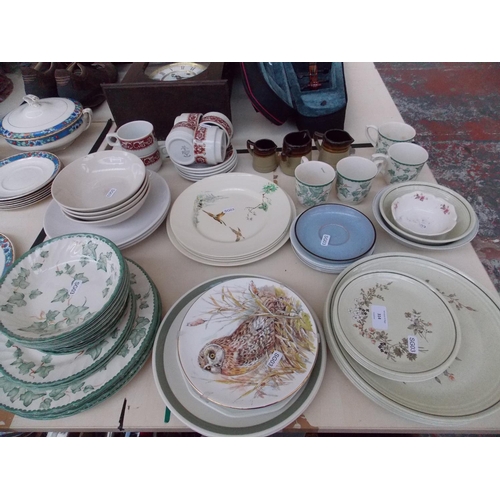 314 - A COLLECTION OF MIXED CHINA TO INCLUDE ROYAL DOULTON LAMBETHWARE, DUDSON, BHS COUNTRYVINE TABLEWARE ... 