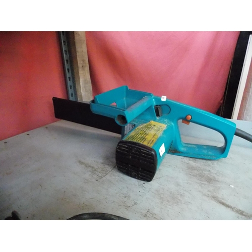 A BLUE BLACK AND DECKER DN401 ELECTRIC CHAIN SAW WITH 10 INCH BAR