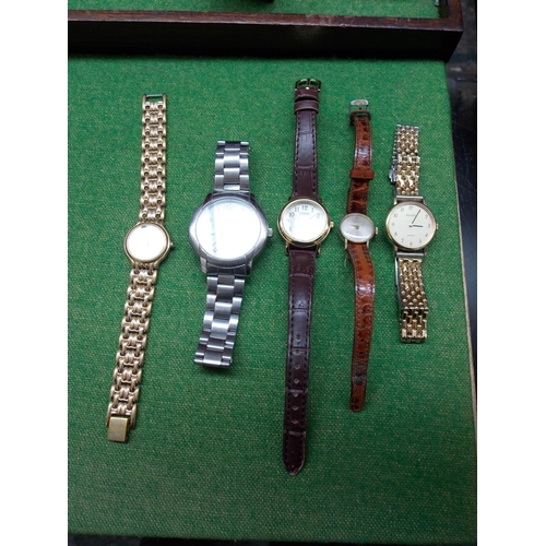 485 - FIVE VARIOUS WRISTWATCHES