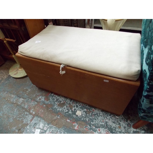 555 - A TEAK BEDDING BOX