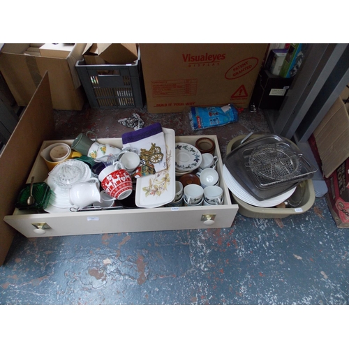 254 - FOUR BOXES AND A WASHING UP BOWL CONTAINING A LARGE QUANTITY OF MIXED CHINA, KITCHENALIA ETC