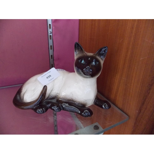 439 - A BESWICK SIAMESE CAT