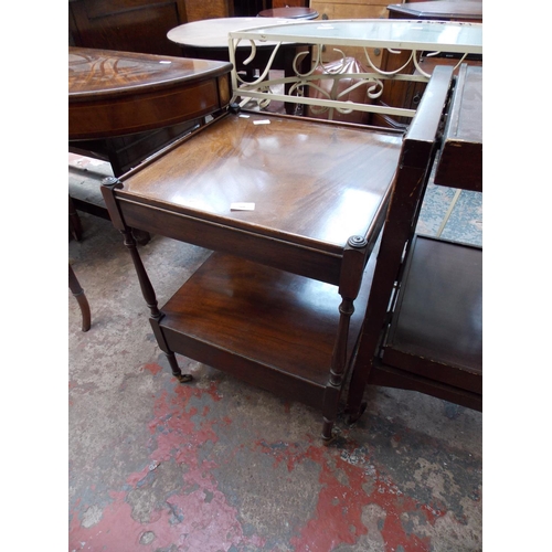 560 - AN EDWARDIAN MAHOGANY COFFEE TABLE ON FOUR BRASS MINIATURE CASTERS WITH ONE DRAWER