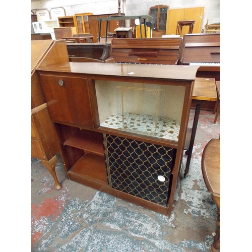 637 - A MAHOGANY DISPLAY CABINET