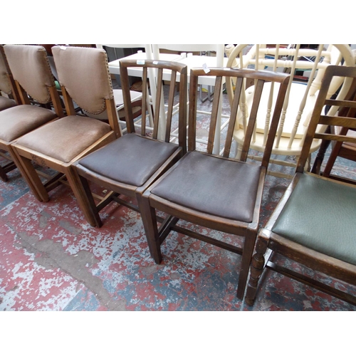 661 - A PAIR OF 1950'S DINING CHAIRS