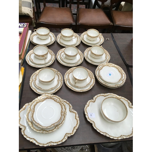 418 - A THIRTY FIVE PIECE FRANK HAVILAND H.G.STEPHENSON LIMOGE TEA SET