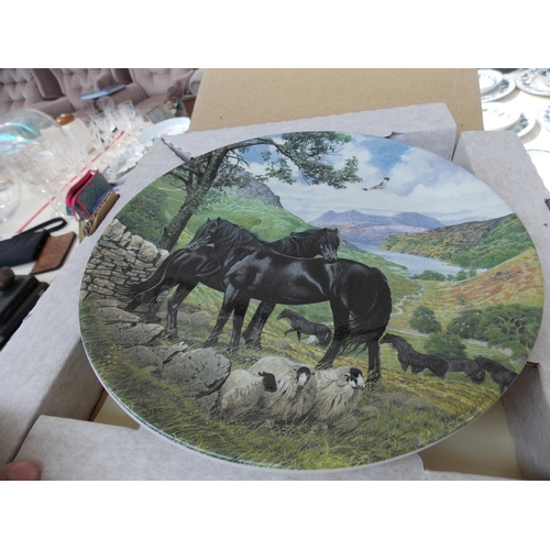 363 - A COLLECTION OF DAVENPORT HORSE SCENE COLLECTORS PLATES