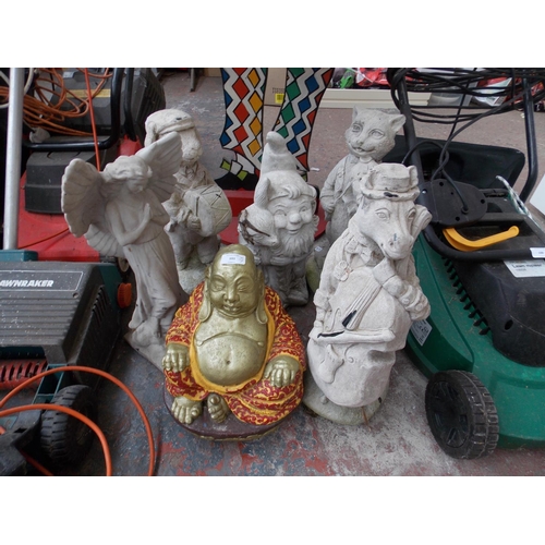 100 - SEVEN ITEMS TO INCLUDE PLASTIC AND CONCRETE GARDEN ORNAMENTS, PAINTED BUDDHA, SHOP DISPLAY SIGN ETC