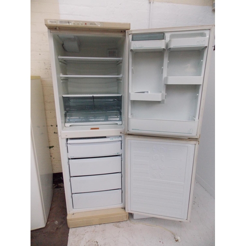 104 - A BEIGE HOTPOINT MISTRAL PLUS FROST FREE UPRIGHT FRIDGE FREEZER (H.C)