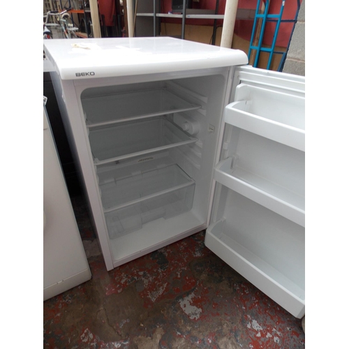 115 - A BEKO UNDER COUNTER FRIDGE W/O