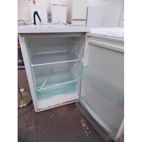 129 - A FRIGIDAIRE RL6003A UNDERCOUNTER FRIDGE (H.C)