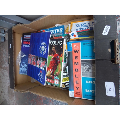 152 - A BOX CONTAINING VARIOUS FOOTBALL MATCHDAY PROGRAMMES