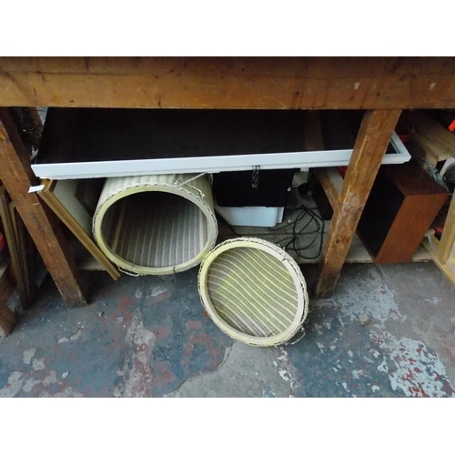 116 - A LARGE MIXED CLEARANCE LOT TO INCLUDE PICTURES, ELECTRICAL ITEMS, LLOYD LOOM STYLE WASHING BASKET, ... 