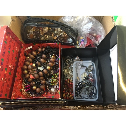 334 - A BOX OF MIXED COSTUME JEWELLERY