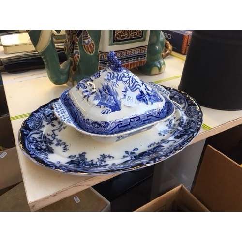 360 - A LARGE MEAT PLATE AND A BLUE AND WHITE TUREEN