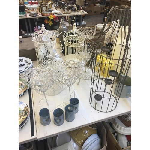 396 - TWENTY EIGHT MIXED ITEMS TO INCLUDE WICKER BASKETS, METAL CANDLE HOLDERS, KITCHEN STORAGE JARS ETC