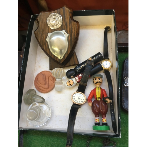 474 - A BOX OF MIXED ITEMS TO INCLUDE WATCHES, TROPHY, LEADED GLASS HANGING ORNAMENT ETC