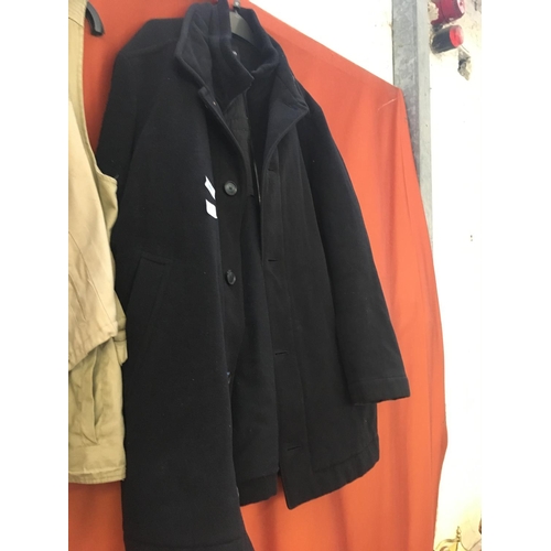 488 - A HUGO BOSS BLACK GENTS CASHMERE COAT