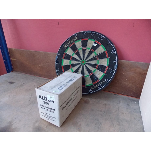 55 - TWO ITEMS TO INCLUDE A NODOR DART BOARD AND A BOXED ALDEN 200 35ML DAYLIGHT FILM LOADER