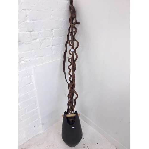 450 - A BENTWOOD DISPLAY ORNAMENT IN VASE