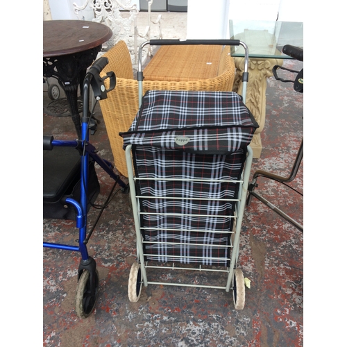 20 - A HOPPA 4 WHEELED TARTAN SHOPPING TROLLEY