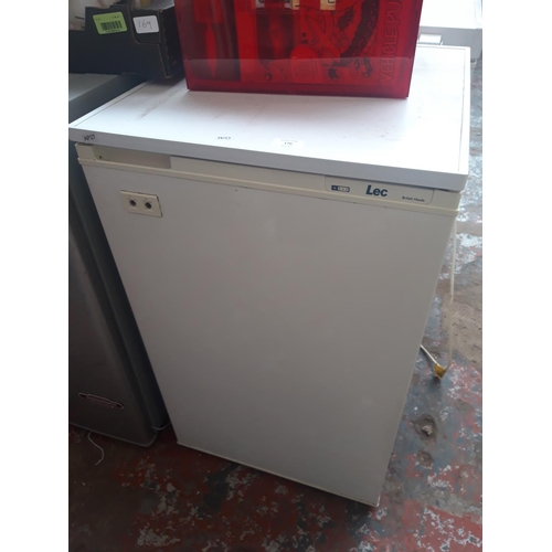 205 - A LEC UNDERCOUNTER FREEZER (W/O)