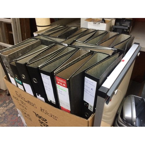 70 - A LARGE SELECTION OF GOOD QUALITY OFFICE EQUIPMENT TO INCLUDE CARDBOARD FOLDERS, ENVELOPES, FILING C... 