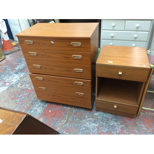 635 - TWO ITEMS: A MAHOGANY EFFECT CHEST OF FIVE DRAWERS AND A MAHOGANY EFFECT BEDSIDE CHEST OF TWO DRAWER... 