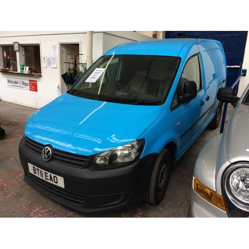 32 - A BLUE 2011 1600CC TDI VW CADDY VAN WITH 118,112 MILES. ONE PREVIOUS OWNER, MOT 20/03/2020, TWIN SID... 