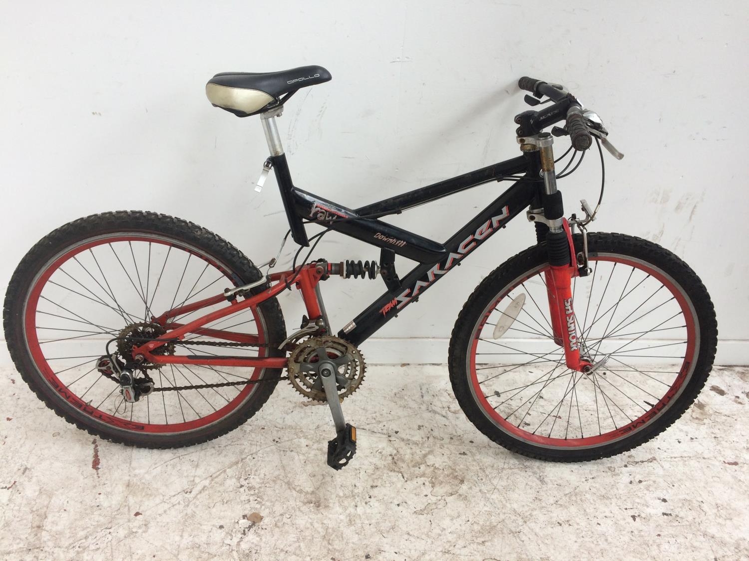 Mens discount saracen bike