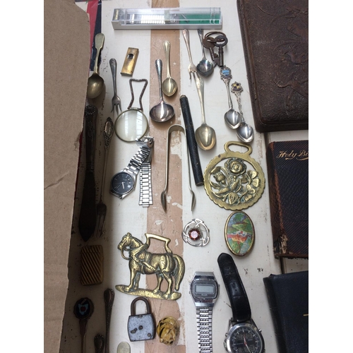 261 - A LARGE QUANTITY OF COLLECTABLE ITEMS TO INCLUDE WATCHES, VINTAGE PADLOCKS, HALLMARKED SILVER HAND M... 