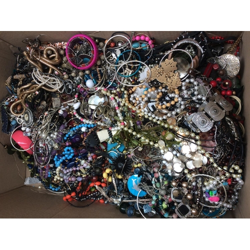 262 - A LARGE BOX CONTAINING MIXED COSTUME JEWELLERY