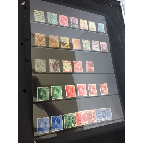 306 - A LARGE QUANTITY OF COLLECTORS STAMPS