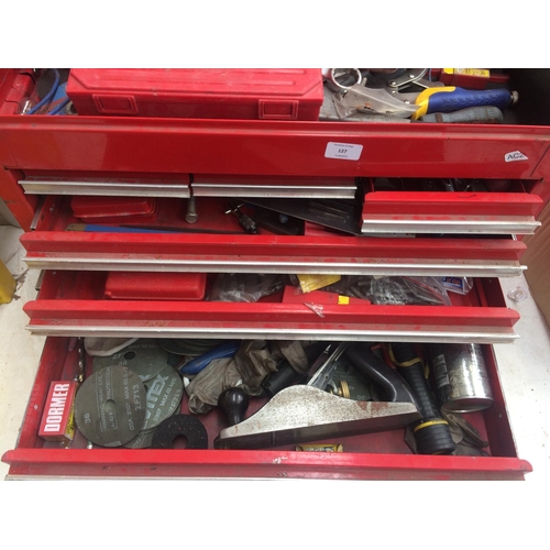 127 - RED TENG TOOLS TOP BOX CONTAINING TENG SPANNERS, 3/8 DRIVE SOCKET SET, POT RIVET GUN, MARPLES WOOD C... 