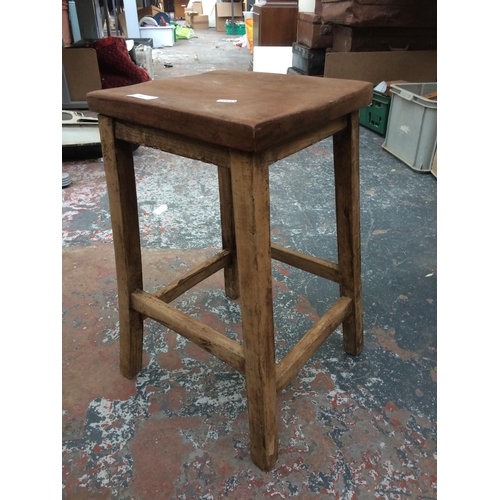 363 - VINTAGE LAB STOOL