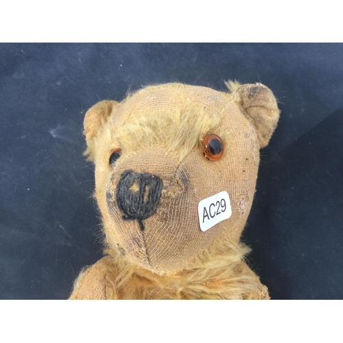 439 - MID 20tH CENTURY CHILDS TEDDY BEAR WITH GLASS EYES