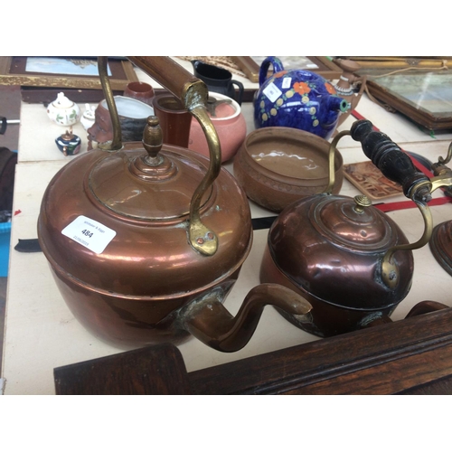 484 - THREE PIECES OF COPPERWARE TO INCLUDE: TWO COPPER KETTLES, COPPER SAMOVAR