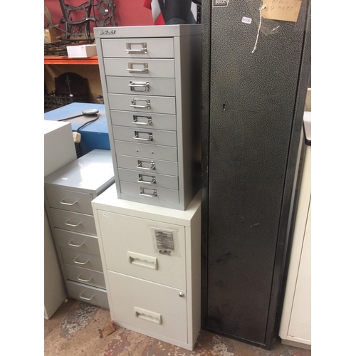 118 - TWO ITEMS TO INCLUDE A GREY METAL BISLEY TEN DRAWER OFFICE FILING CABINET AND A GREY METAL TWO DRAWE... 