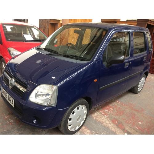 17 - A BLUE 2006 VAUXHALL AGILA 5 DOOR HATCHBACK 998CC PETROL, 5 SPEED MANUAL, ONE PREVIOUS OWNER, 35789 ... 