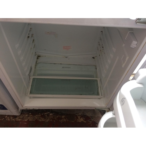 217 - WHITE INTEGRATED FRIDGE