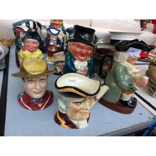 433 - A LARGE COLLECTION OF CHARATER JUGS TO INCLUDE ROYAL DOULTON FAULKNER (A/F), ROYAL DOULTON RIP VAN W... 