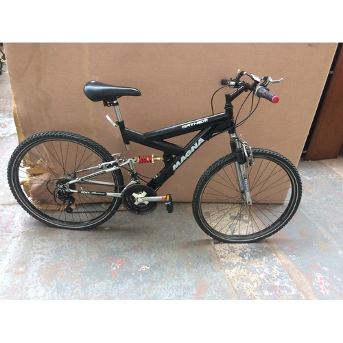 A BLACK MAGNA MAYHEM DUAL SUSPENSION GENTS MOUNTAIN BIKE WITH 21 SPEED SUN RACE GEAR SYSTEM