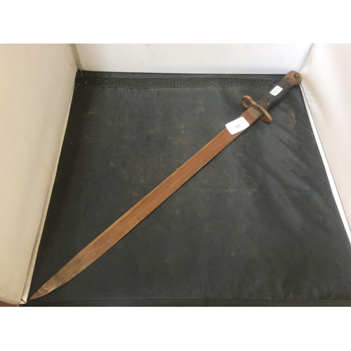 523 - A FIRST WORLD WAR BAYONET