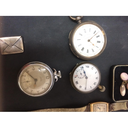 533 - A BOX CONTAINING COLLECTIBLE ITEMS TO INCLUDE A 9CT GOLD GENTS WATCH, VINTAGE ROTARY WATCH, THREE PO... 