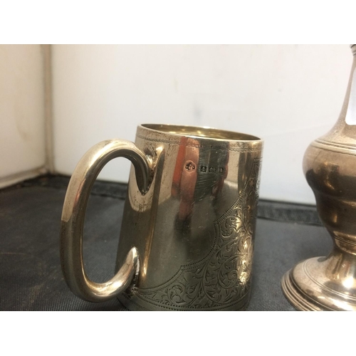 536 - THREE ITEMS TO INCLUDE A HALLMARKED BIRMINGHAM SILVER CHRISTENING MUG, HALLMARKED SHEFFIELD SILVER T... 