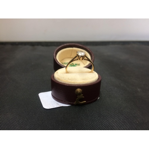 552B - A 9CT GOLD LADIES RING - SIZE L